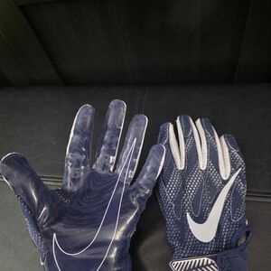 Nike Men’s Navy and White Football Grip Gloves